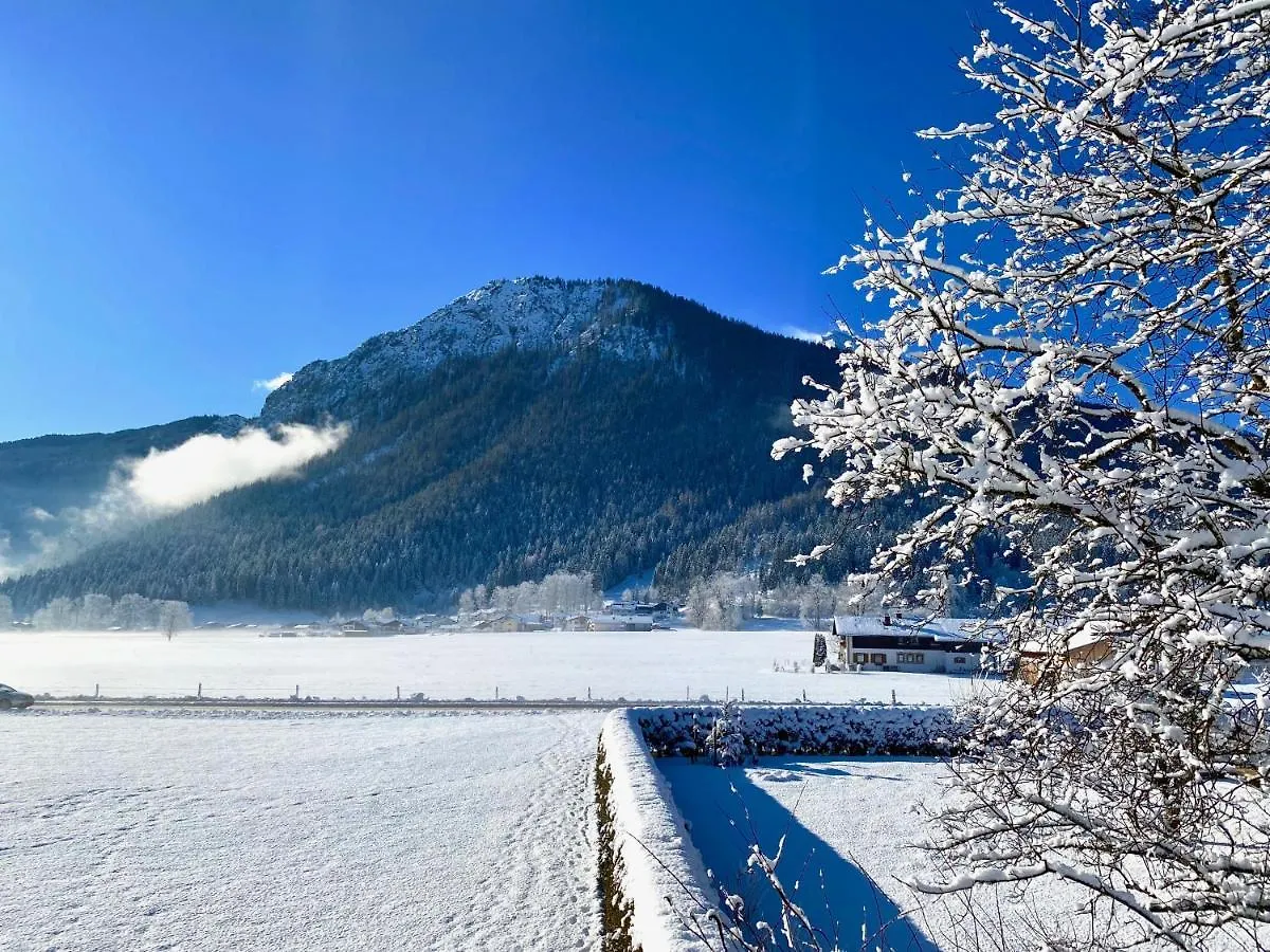 아파트 Mansardenwohnung Rehkitz Schönau am Königssee